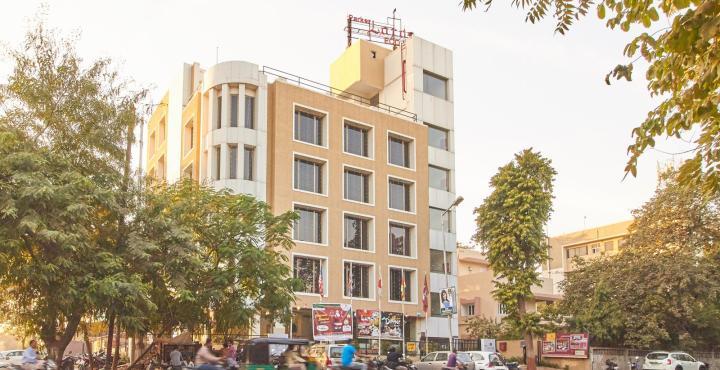 Treebo Trend Hotel Parker Ahmedabad Exterior photo